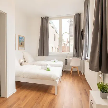 Gemuetliche An Der Weser In 4 *